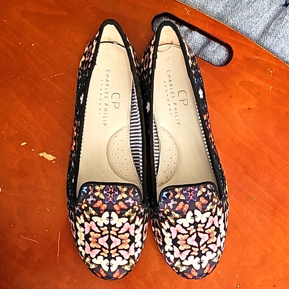 Charles Philip womens flats EUC